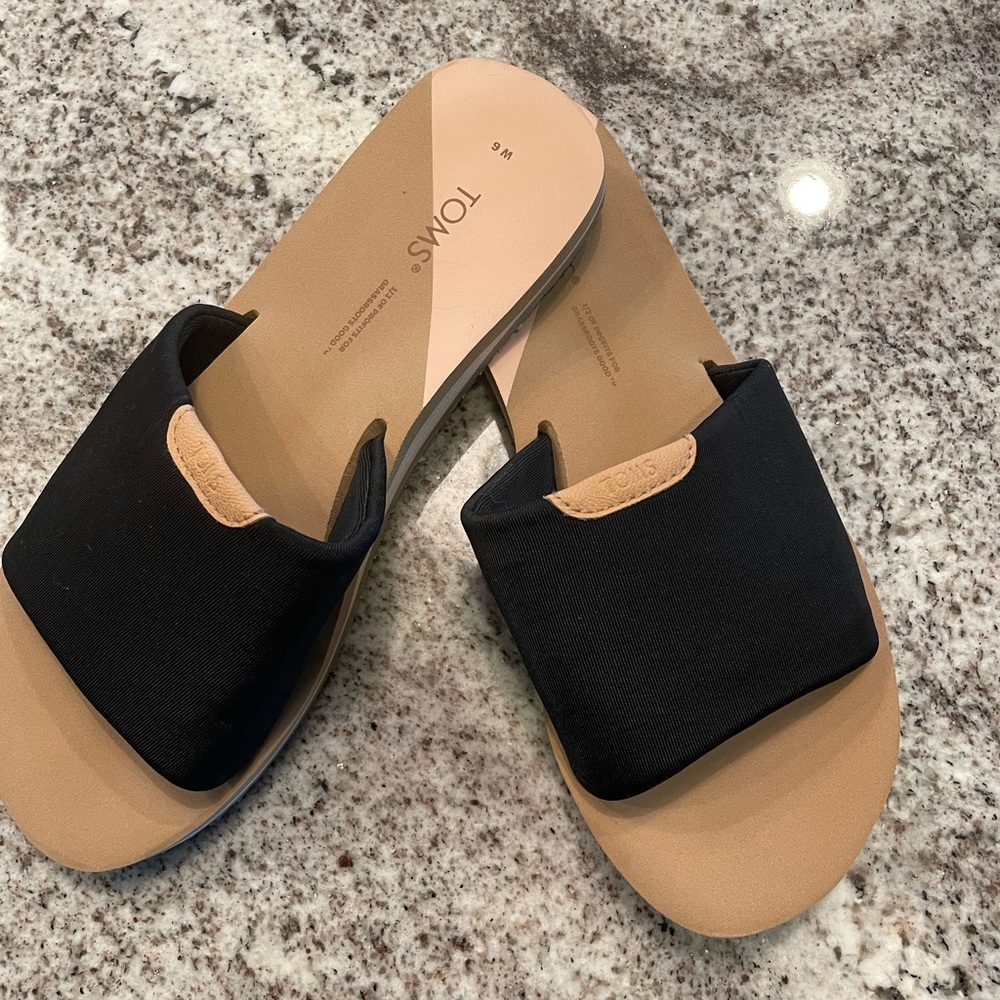 Toms slides
